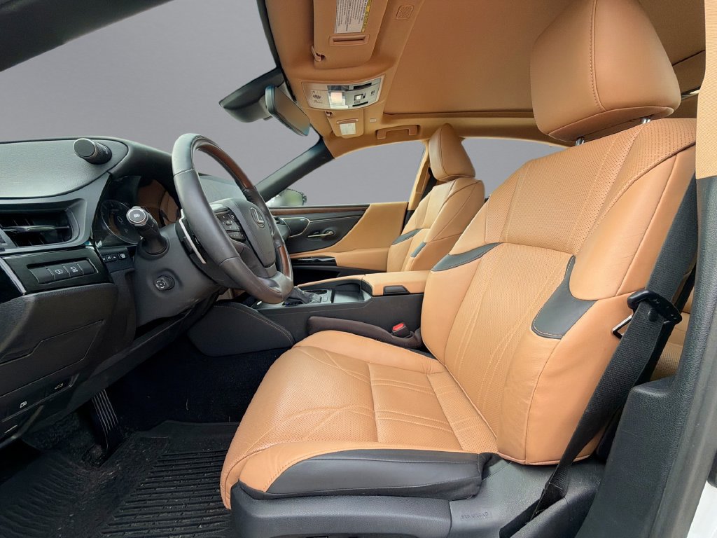 Certified 2024 Lexus ES 350 Ultra Luxury w/ Accessory Package (Z2) FWD image 30