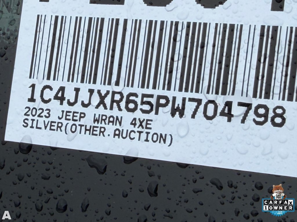 Certified 2023 Jeep Wrangler Unlimited Rubicon 4xe AWD/4WD image 11