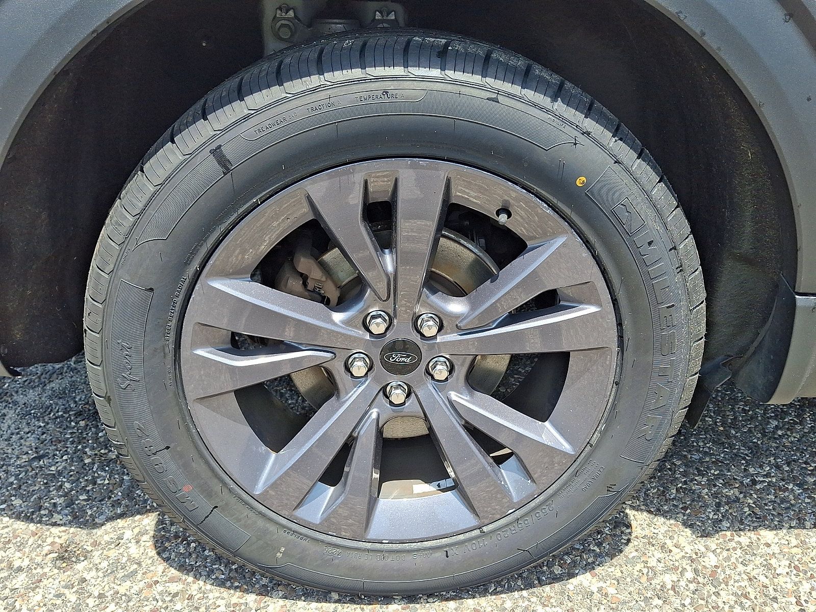 Used 2023 Ford Explorer XLT w/ Equipment Group 202A AWD/4WD image 8