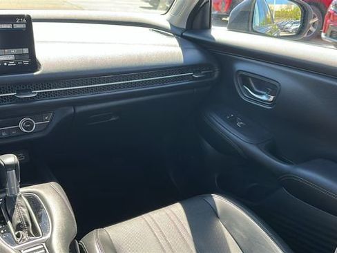 Used 2023 Honda HR-V EX-L image 25