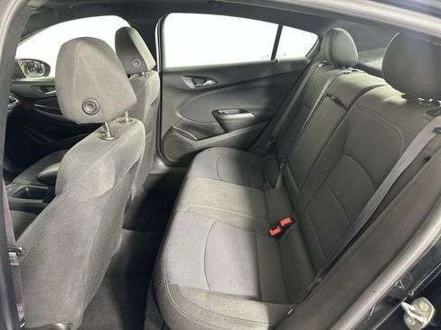 Used 2017 Chevrolet Cruze LT w/ Sun And Sound Package FWD image 28