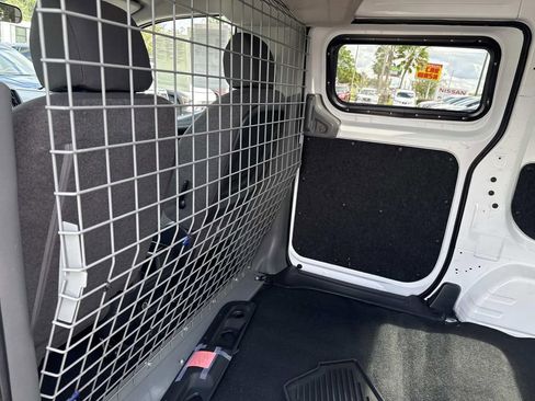 Used 2021 Nissan NV200 SV w/ Back Door Glass Package image 14