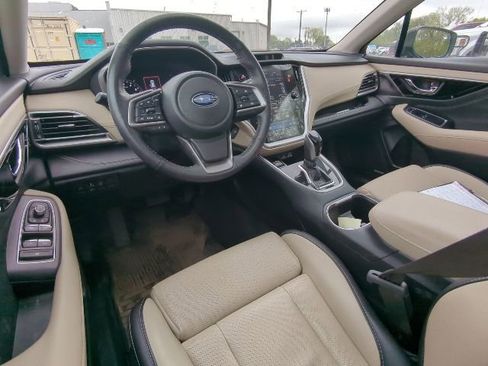 Used 2025 Subaru Outback Limited w/ Popular Package #2 AWD/4WD image 5