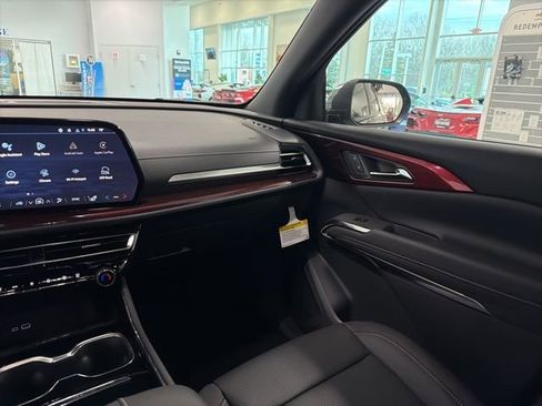 New 2026 Chevrolet Traverse Z71 AWD/4WD image 25