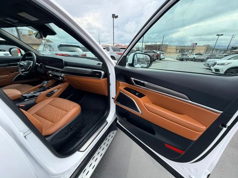 Used 2025 Kia Telluride SX Prestige X-Line AWD/4WD image 36