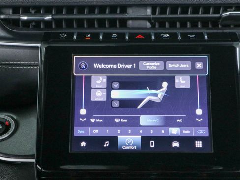 Used 2023 Jeep Grand Cherokee Altitude AWD/4WD image 19