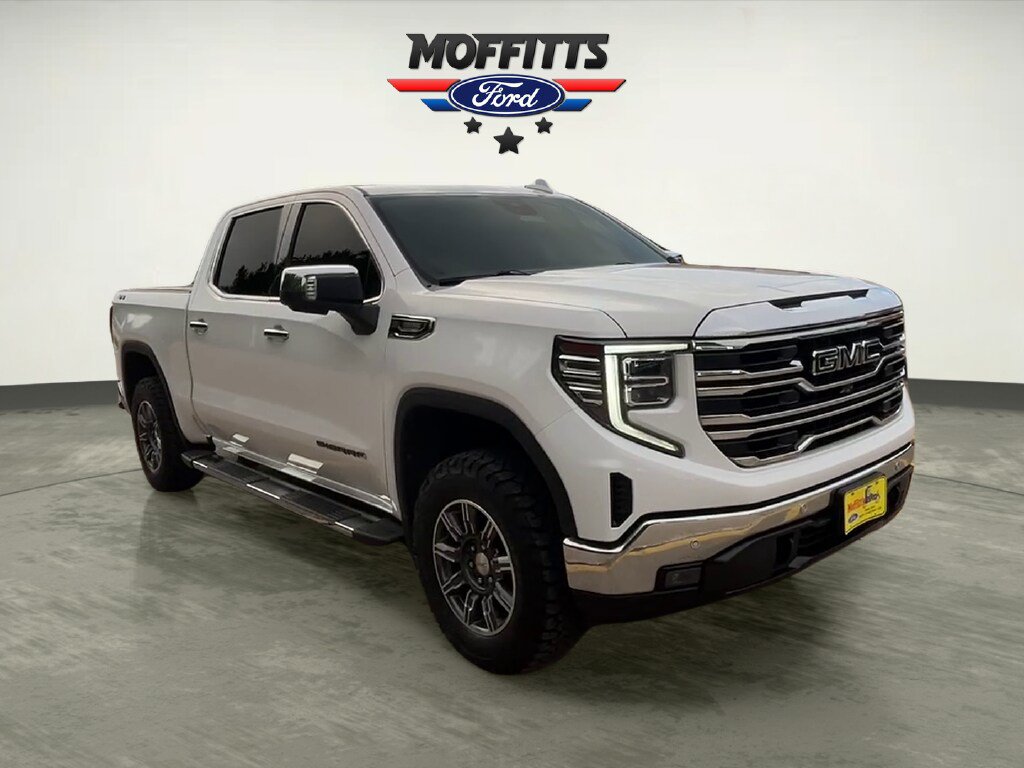 Used 2022 GMC Sierra 1500 SLT w/ SLT Premium Plus Package AWD/4WD image 7