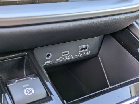 New 2025 Subaru Legacy Premium image 30