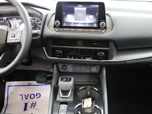 New 2026 Nissan Rogue SV FWD image 20