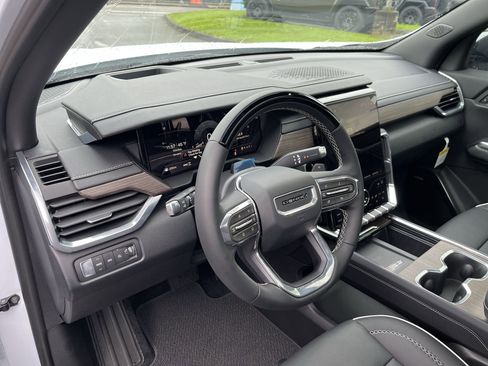 New 2026 GMC Acadia Denali w/ Super Cruise Package image 45