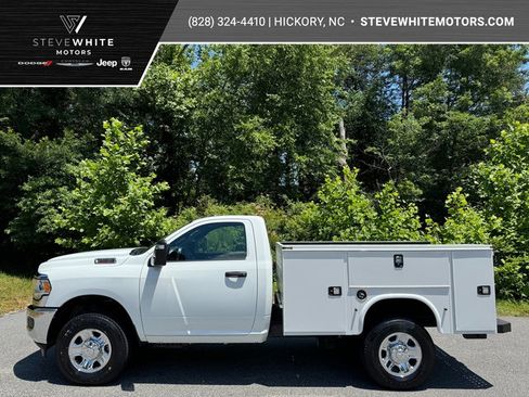 New 2024 RAM 2500 Tradesman w/ Chrome Appearance Group image 1