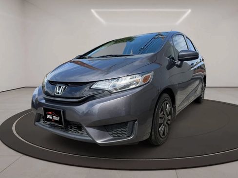 Used 2017 Honda Fit LX image 3