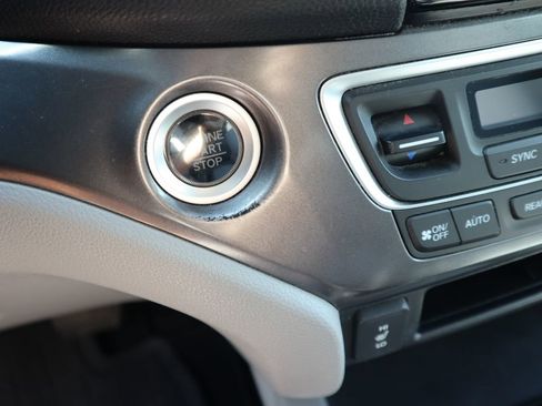Certified 2017 Honda Pilot EX-L image 21