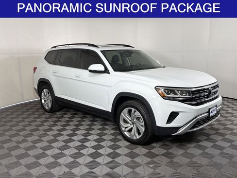 Used 2023 Volkswagen Atlas SE w/ Panoramic Sunroof Package AWD/4WD image 2