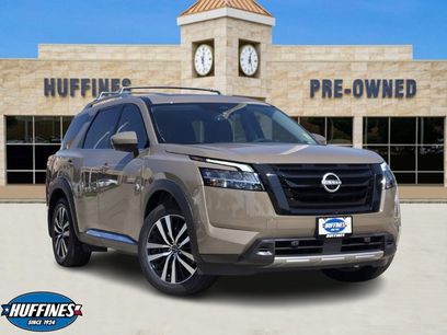 Used 2023 Nissan Pathfinder Platinum