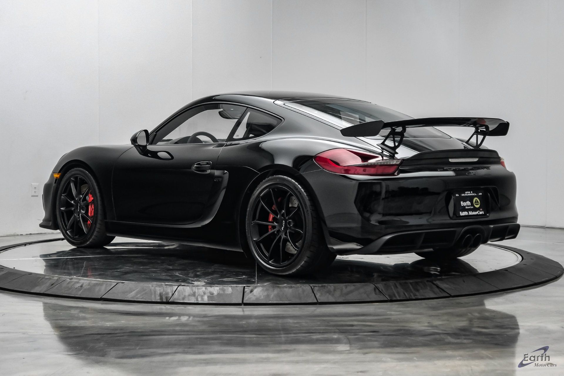 Used 2016 Porsche Cayman GT4 RWD image 11