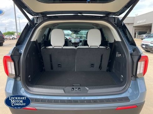 New 2026 Ford Explorer Active w/ Active Comfort Package RWD image 12