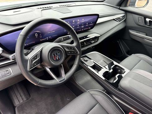 Used 2025 Buick Enclave Preferred image 20