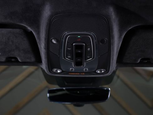 Used 2020 Lamborghini Urus image 27