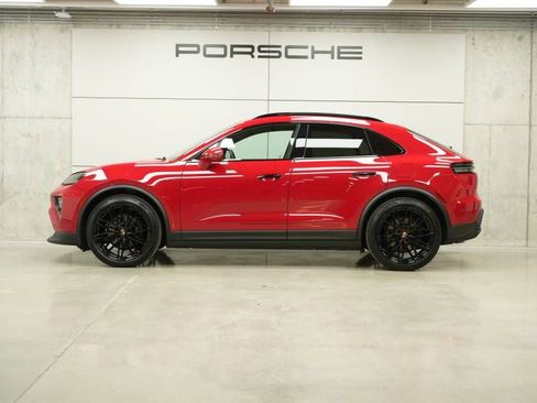 New 2026 Porsche Macan 4 Electric AWD/4WD image 2