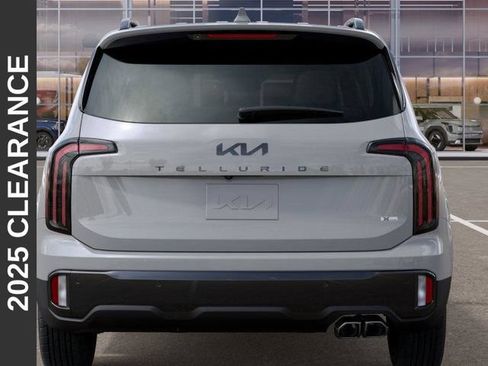 Certified 2025 Kia Telluride SX Prestige X-Line AWD/4WD image 13