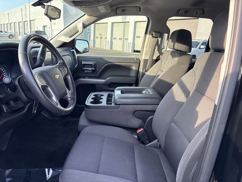 Used 2018 Chevrolet Silverado 1500 LT w/ All Star Edition image 17