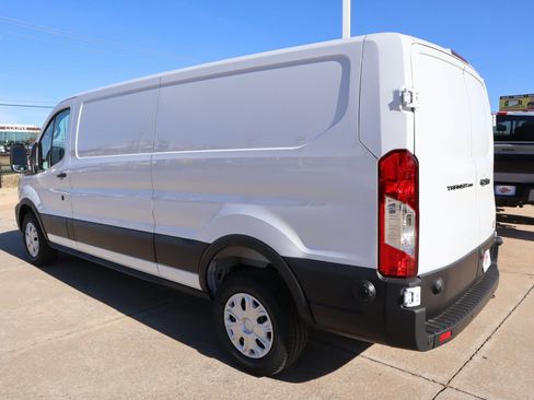 New 2026 Ford Transit 250 Low Roof w/ Exterior Upgrade Package RWD image 21