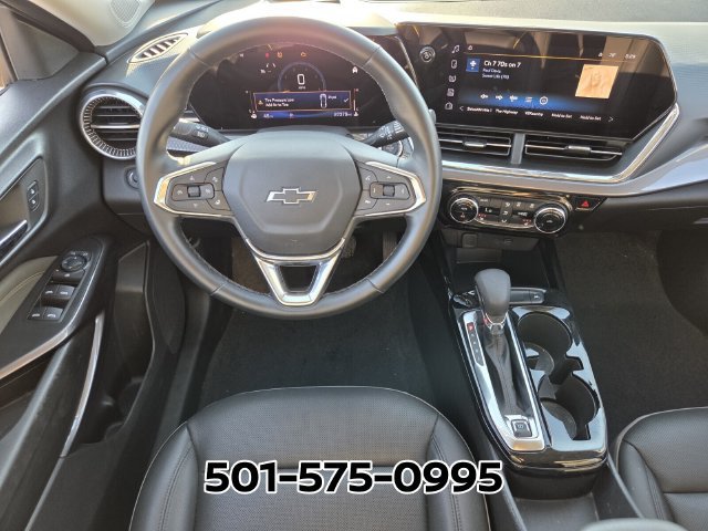 Used 2025 Chevrolet Trax ACTIV FWD image 13