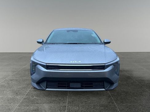 Used 2025 Kia K4 EX image 2