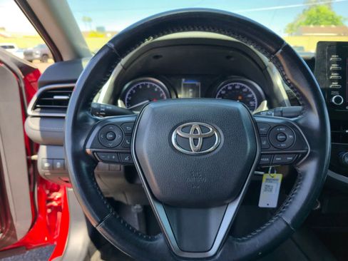 Used 2021 Toyota Camry SE image 21