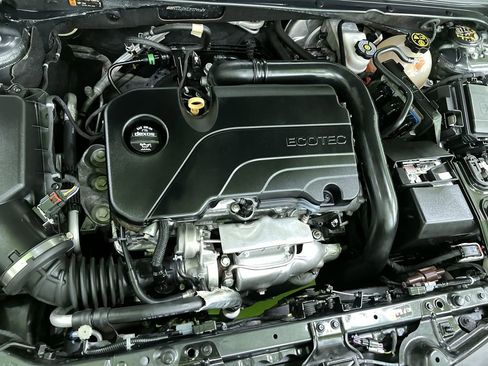 Used 2018 Chevrolet Malibu LS FWD image 28
