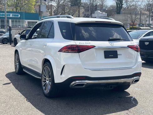 Used 2022 Mercedes-Benz GLE 350 4MATIC w/ AMG Line Exterior image 5