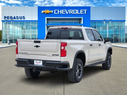 New 2026 Chevrolet Silverado 1500 ZR2 w/ LPO, Dark Essentials Package AWD/4WD image 5