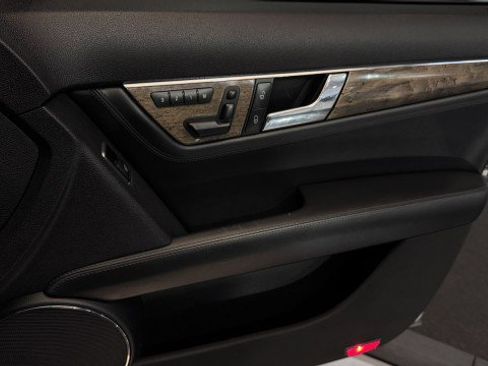 Used 2010 Mercedes-Benz C 63 AMG Sedan image 16