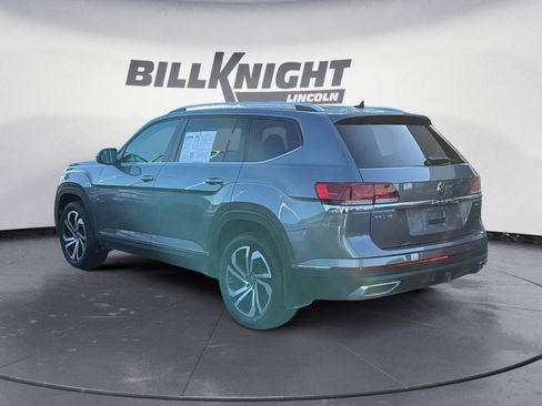 Used 2023 Volkswagen Atlas SEL AWD/4WD image 3