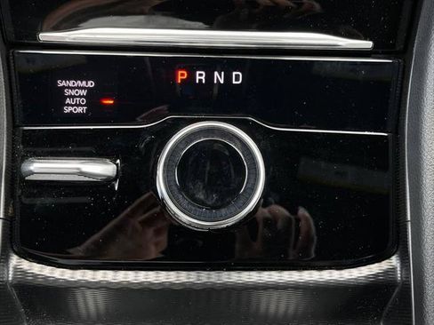 Certified 2025 Jeep Grand Cherokee Limited w/ Luxury Tech Group II AWD/4WD image 38