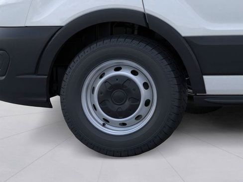 New 2026 Ford Transit 250 Low Roof RWD image 19