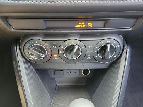 Used 2016 Scion iA image 33