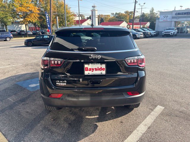 Used 2023 Jeep Compass Sport AWD/4WD image 32