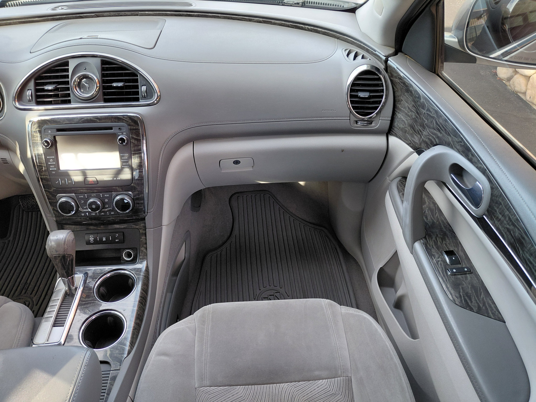 Used 2014 Buick Enclave Convenience FWD image 18