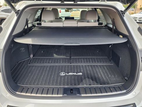 Used 2022 Lexus RX 350L Luxury image 14