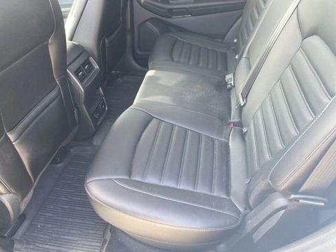 Used 2021 Ford Edge SEL w/ Convenience Package image 8