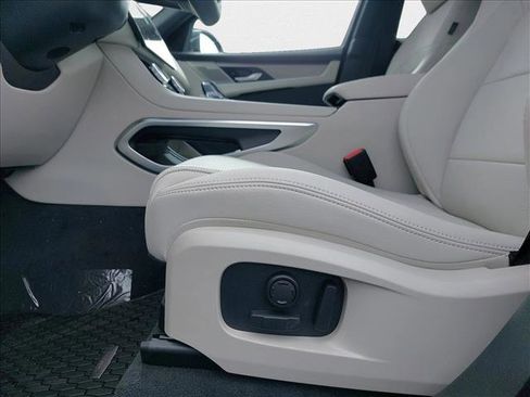 New 2026 Jaguar F-PACE R-Dynamic S image 25