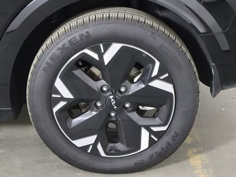 Used 2025 Kia Niro Wind w/ Wind Preserve Package FWD image 38
