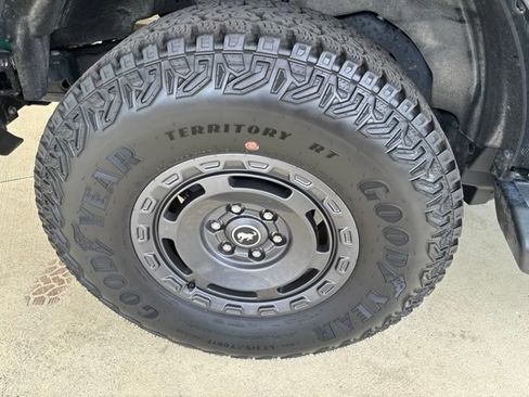 Used 2025 Ford Bronco Outer Banks w/ Sasquatch Package AWD/4WD image 34