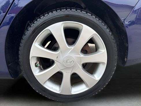 Used 2012 Hyundai Elantra Limited FWD image 9