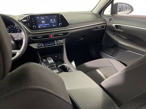 Certified 2022 Hyundai Sonata SEL w/ Winter Weather Package FWD image 18