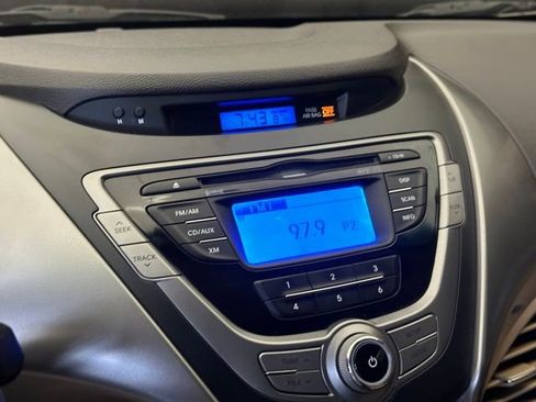 Used 2013 Hyundai Elantra GLS FWD image 26