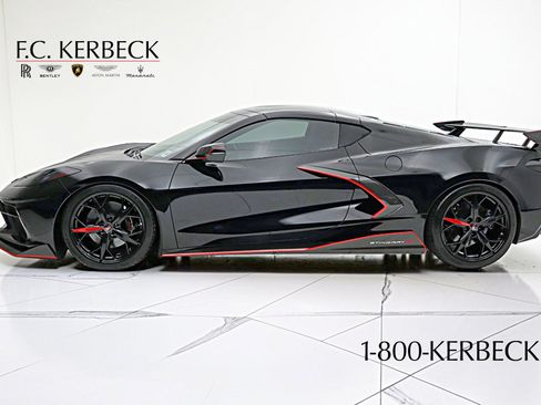 Used 2020 Chevrolet Corvette Stingray Premium Cpe w/ 3LT Preferred Equipment Group RWD image 4