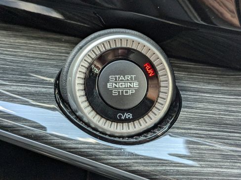 Used 2022 Jeep Wagoneer Series II w/ Convenience Group I image 28